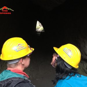 Etna dentro un tunnel lavico